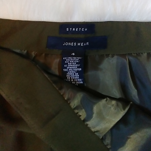 Skirt - Picture 2 of 2